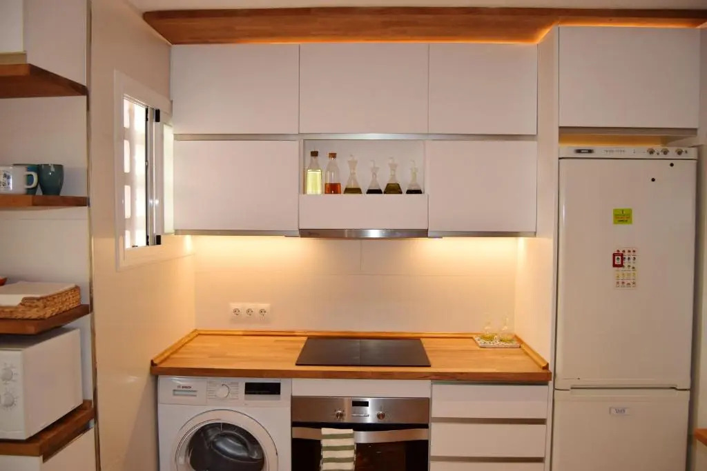 Apartment With 2 Bedrooms in Marbella, With Wonderful sea View, Pool Access, Furnished Garden - 10 m From the Beach