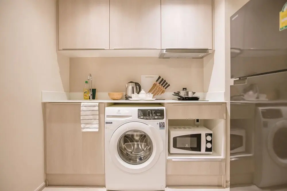 Near BTS Thonglor, Cozy and Comfortable Condo bkvtara4