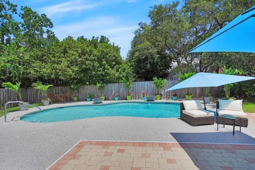 Tropical Beach Bungalow With Private Heated Pool