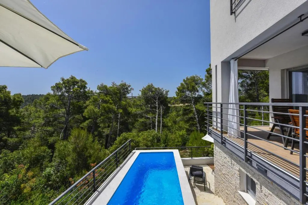 Villa Mirta
