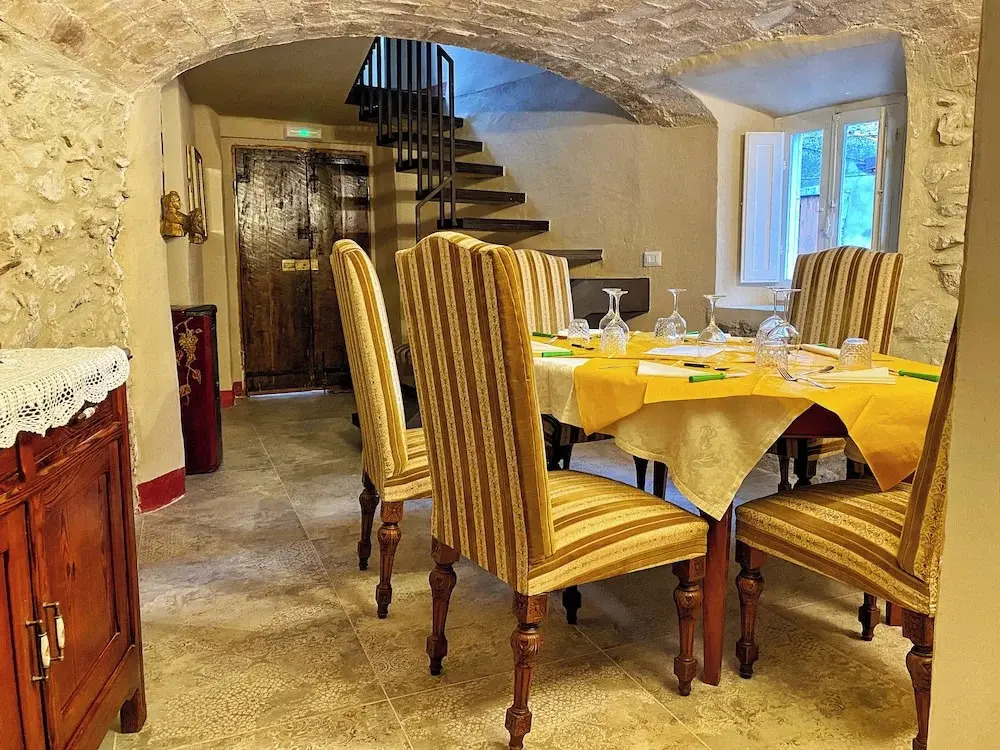 Collis Petri Relais