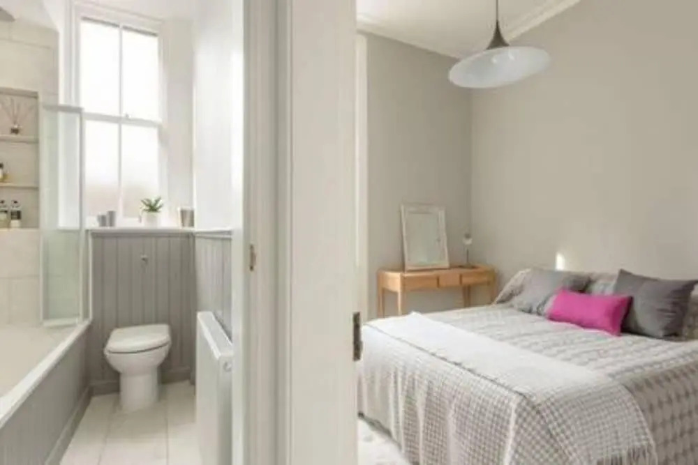 Modern Flat Arthur's Sea