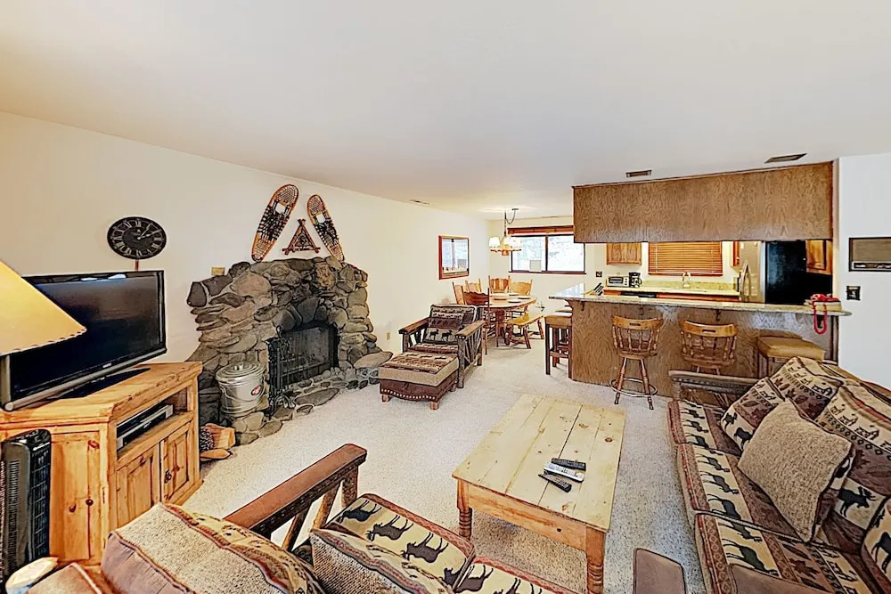 New Listing! Alpine Gem W/ Game Room & Hot Tub 3 Bedroom Home