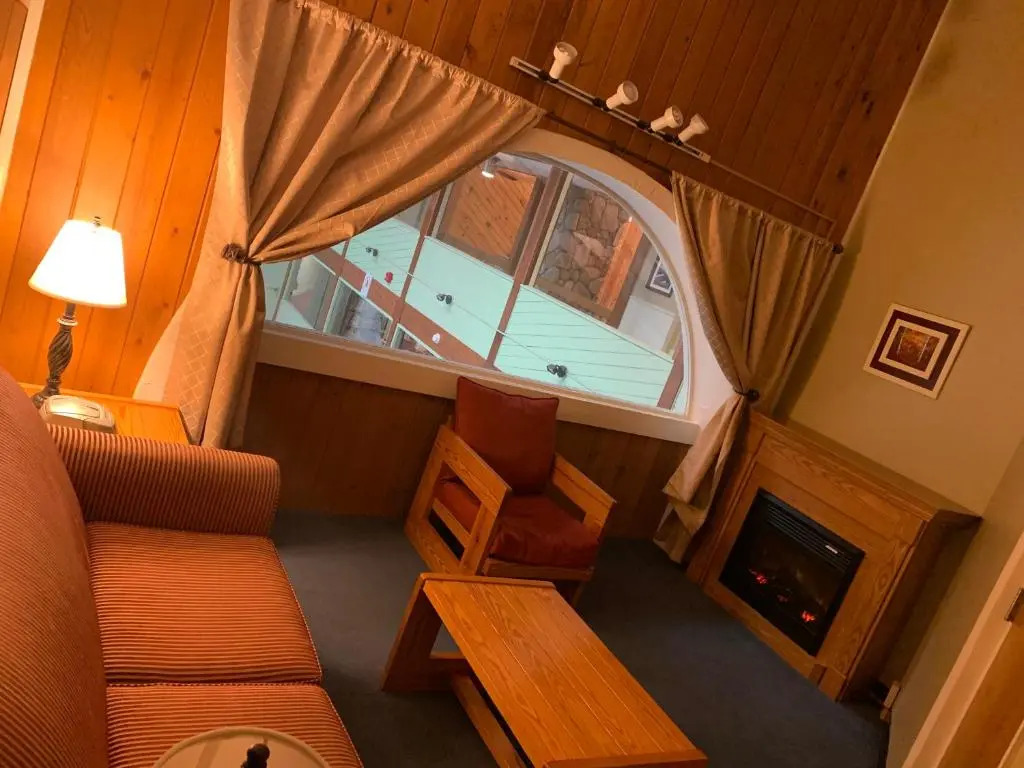 Fireside Inn & Suites Gilford