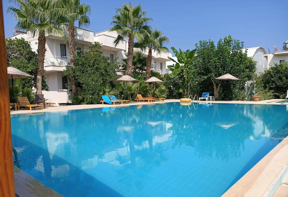 Kiris Garden Hotel