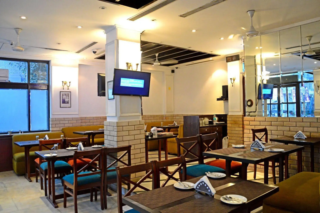 Hotel Ajanta - Colonial Charm Award Winning Luxury Hotel in the Heart of the City