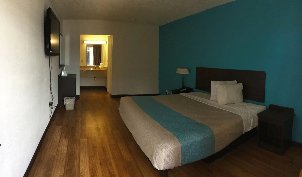 Oyo Hotel St. Louis Lambert Airport