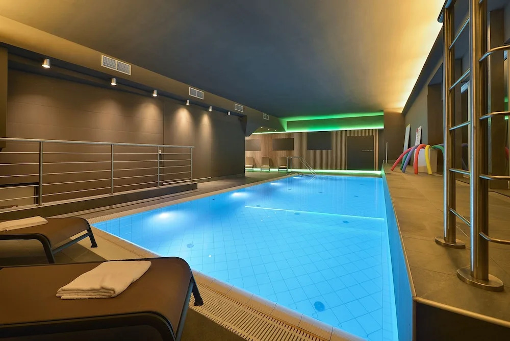 Maxmilian Lifestyle Resort