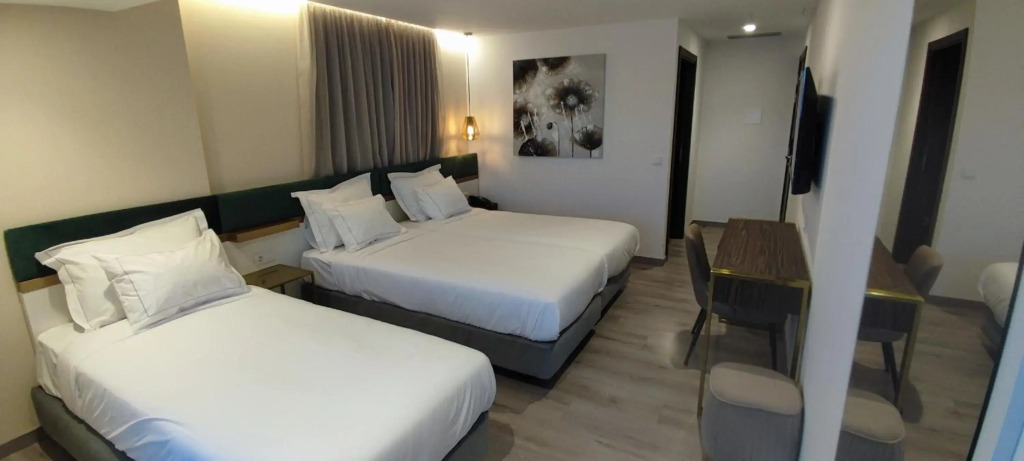 Hotel 4 Estações