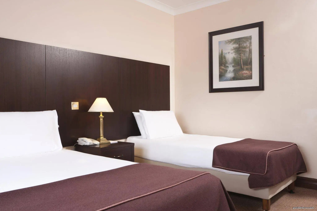 Sheldon Park Hotel and Leisure Club