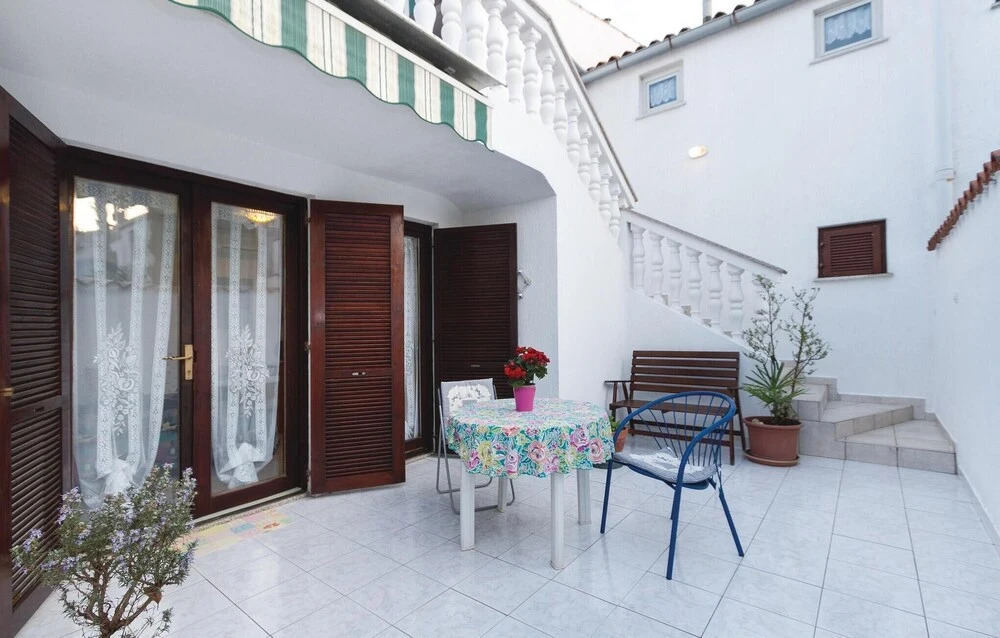 Amazing Apartment in Vodnjan With 3 Bedrooms