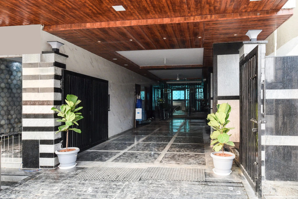 Collection O ISB Gachibowli