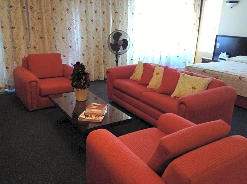 Real De Uruapan Hotel