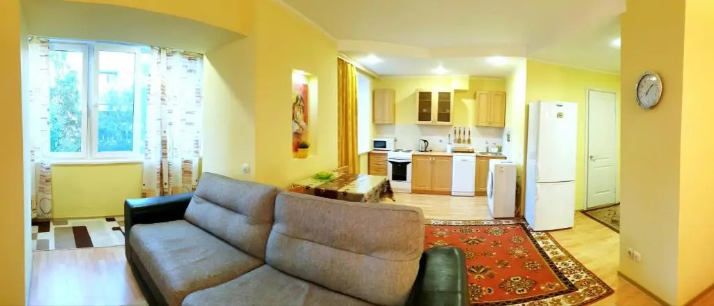 Apartment Naberezhnaja Irtysha im.Slavskogo