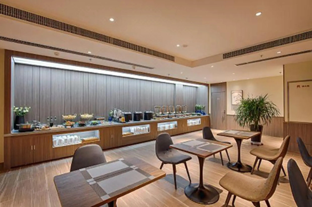 HanTing Hotel (Zibo Zhoucun District Government Wu Yue Plaza)