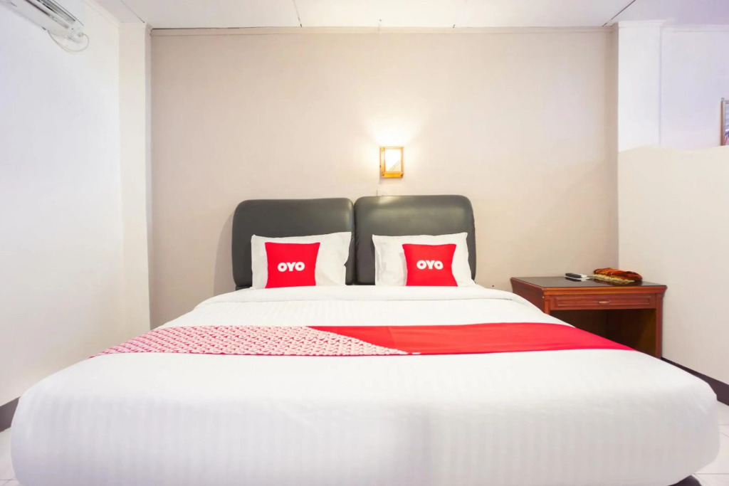 OYO 2180 Vina Vira Hotel