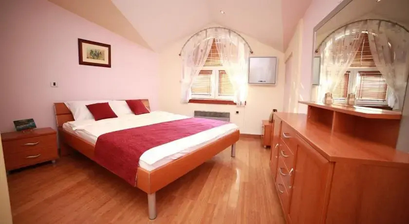 LX Apartments