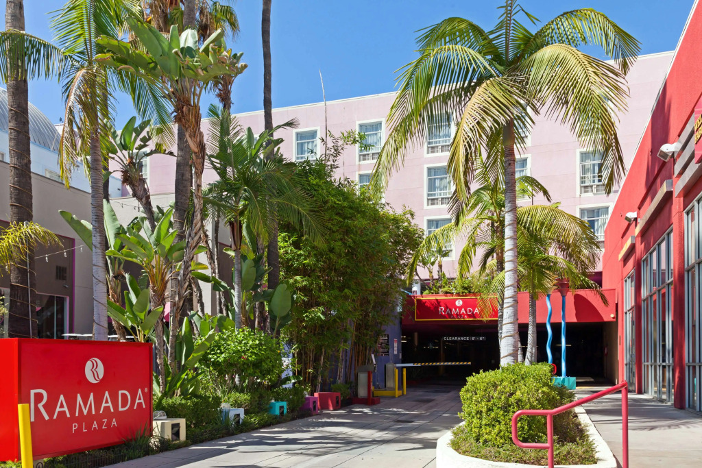 Ramada Plaza by Wyndham West Hollywood Hotel & Suites