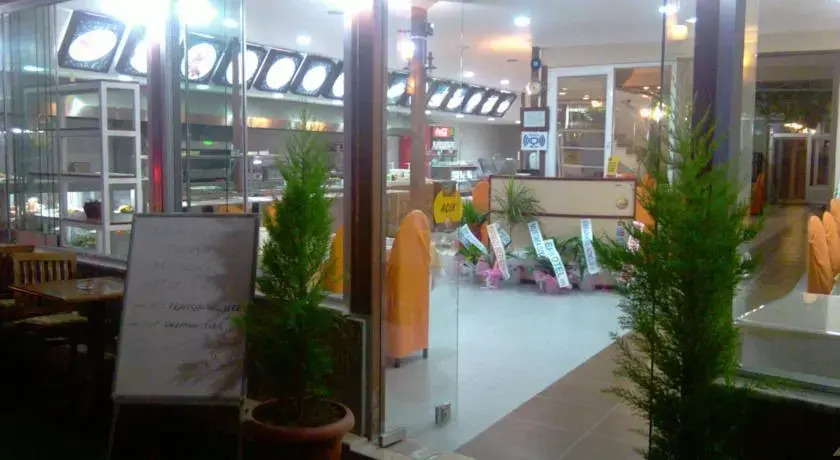 Cahit Han Hotel