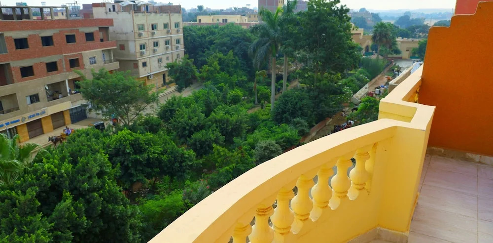 G Hostel inn pyramids