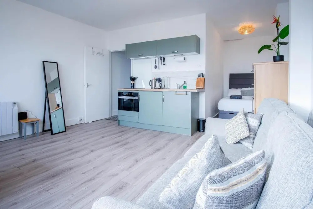 The Lighthouse - 1 Bedroom Apartment - Saundersfoot