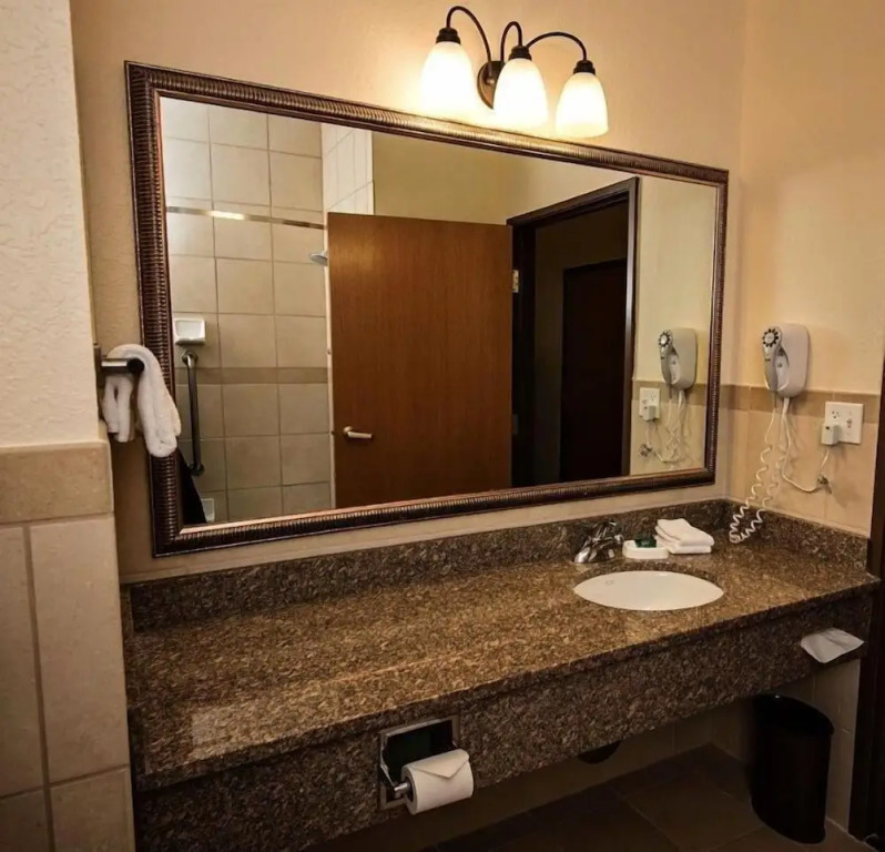 Marv Herzog Hotel