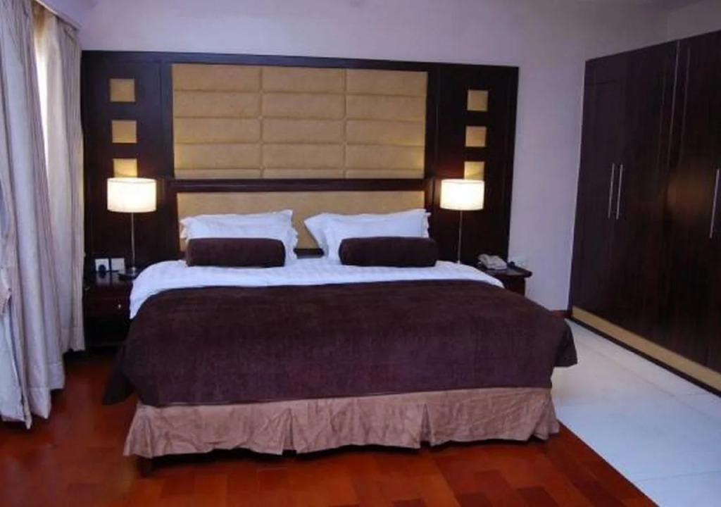 Owu Crown Hotel Ibadan