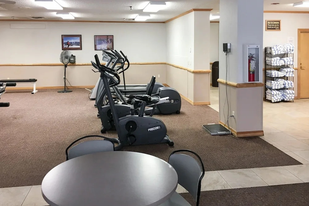 Ski-in, Ski-out At The Ge With Heated Pool Studio Bedroom Condo