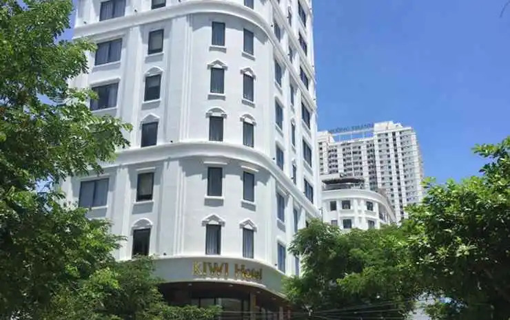 Kiwi Hotel & Apartments