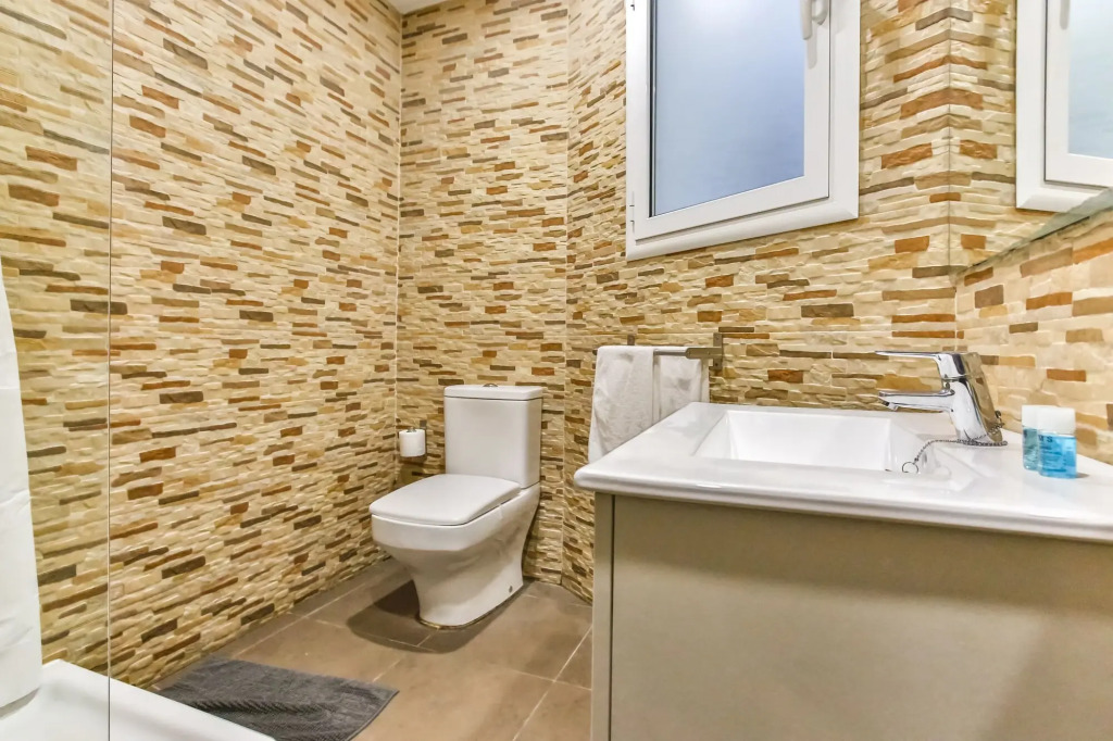 Laramond Barcelona Rooms