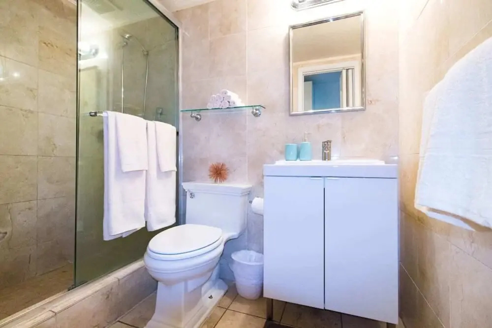 713 Miami Beach Apartments