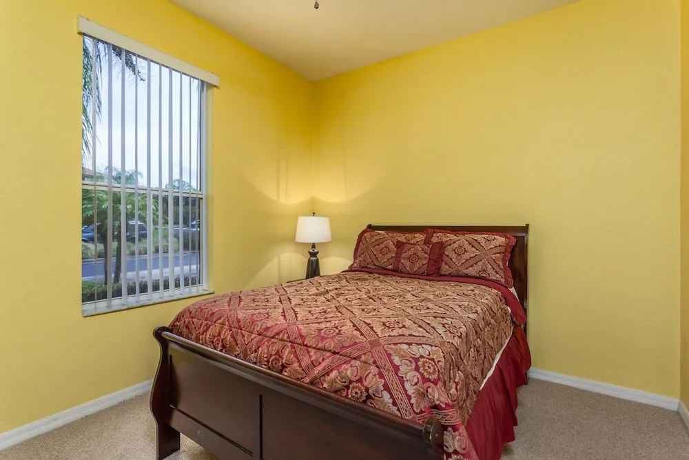 Regal Palms-RU840