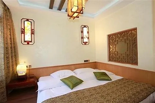 Lion Rock Baboo Park Hotel - Lijiang