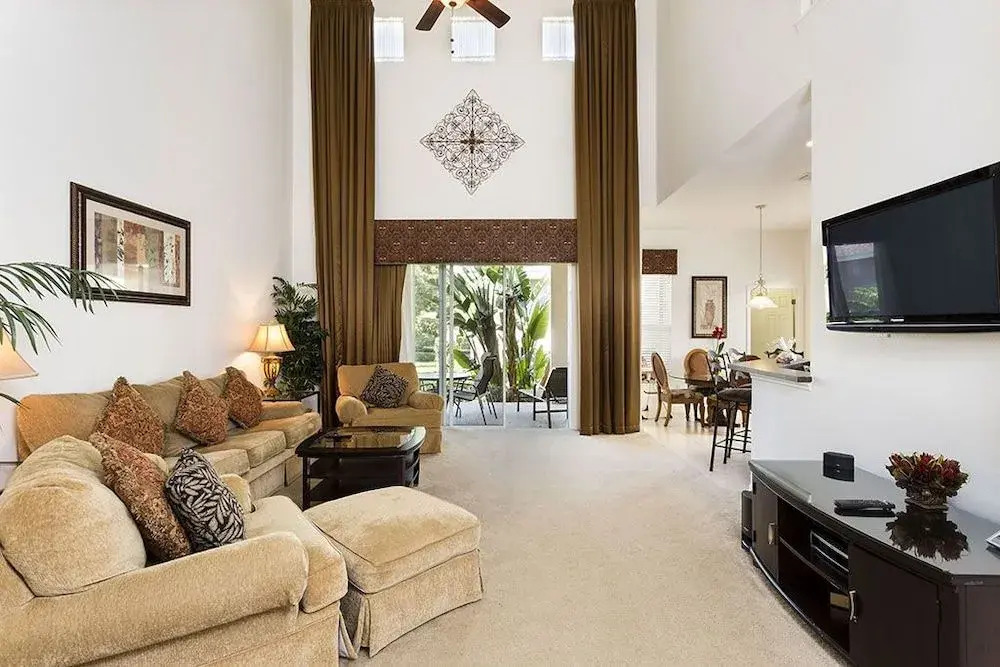 Tommy Bahama Close to Reunion Grande 5 Br home by RedAwning