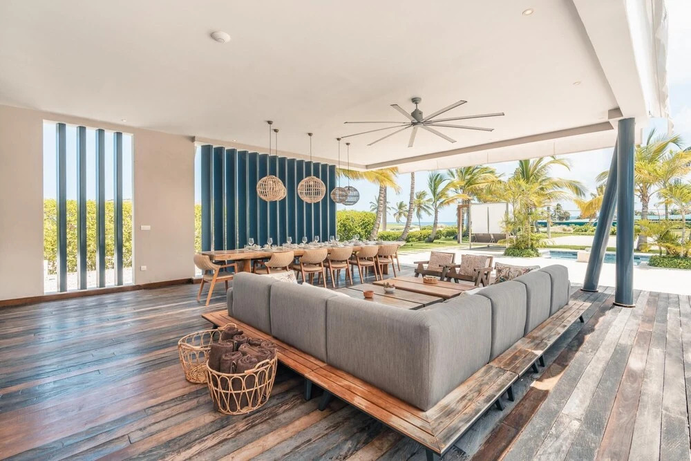 Feel at Home in This Wonderful Villa w Butler Included