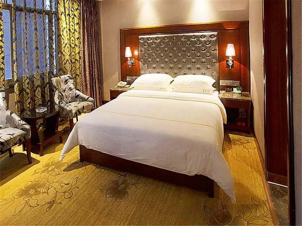 Xiangyun Juntai Hotel