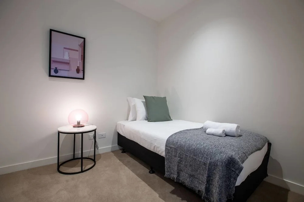 Comfy Sweet Home in Parkville with Netflix