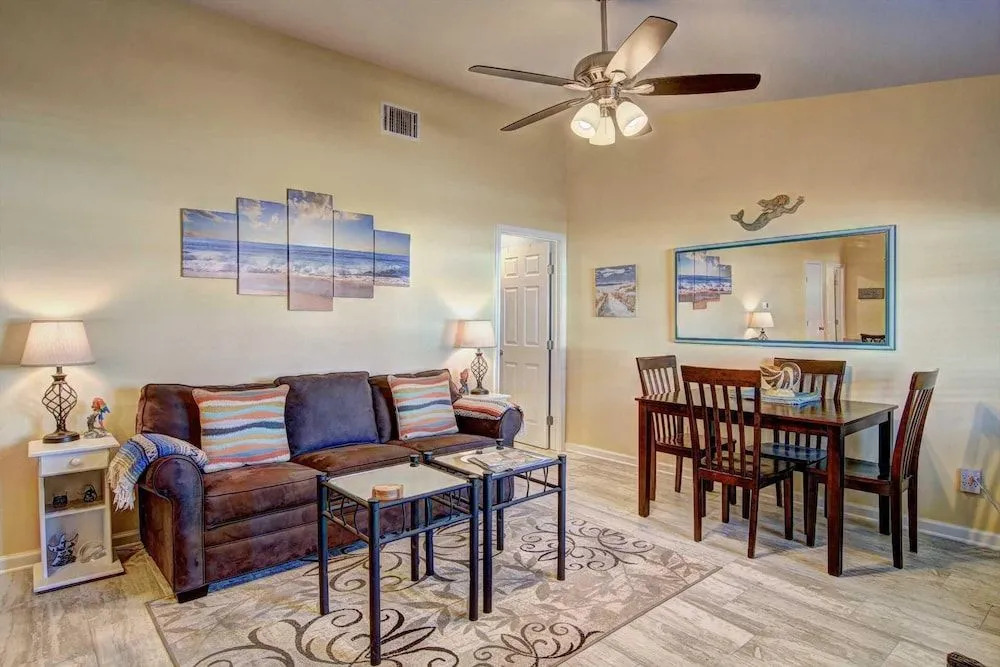 Little Cayman (Costa Del Ray #4) - 2 Br Condo