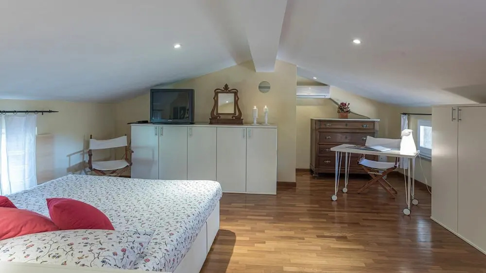 Casa Ciculino 8, Emma Villas