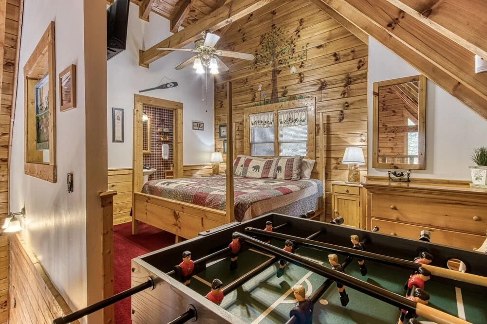 Er 247 - Legacy Lodge Great Location - Close To Town! 2 Bedroom Cabin by RedAwning