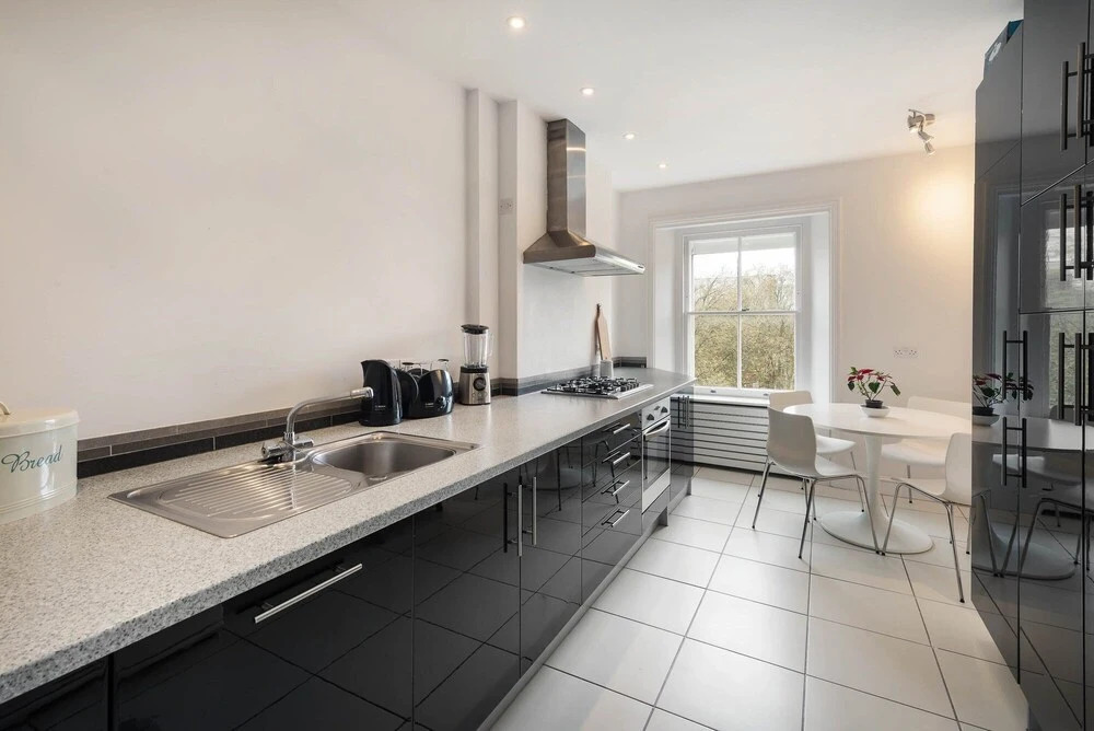 Cadogan Square - 3 bed