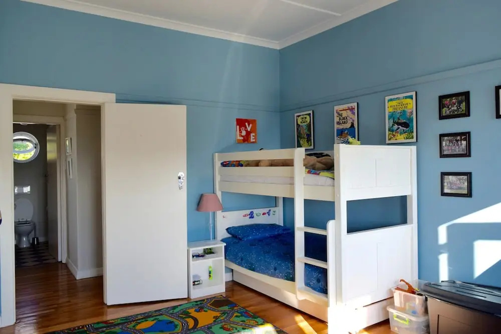 Open Plan 4 Bedroom Houses in City Heart