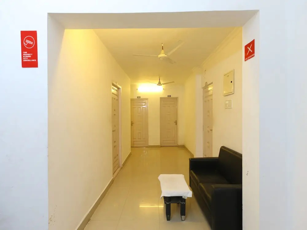 OYO 5328 Cloud 7 Serviced Apartements