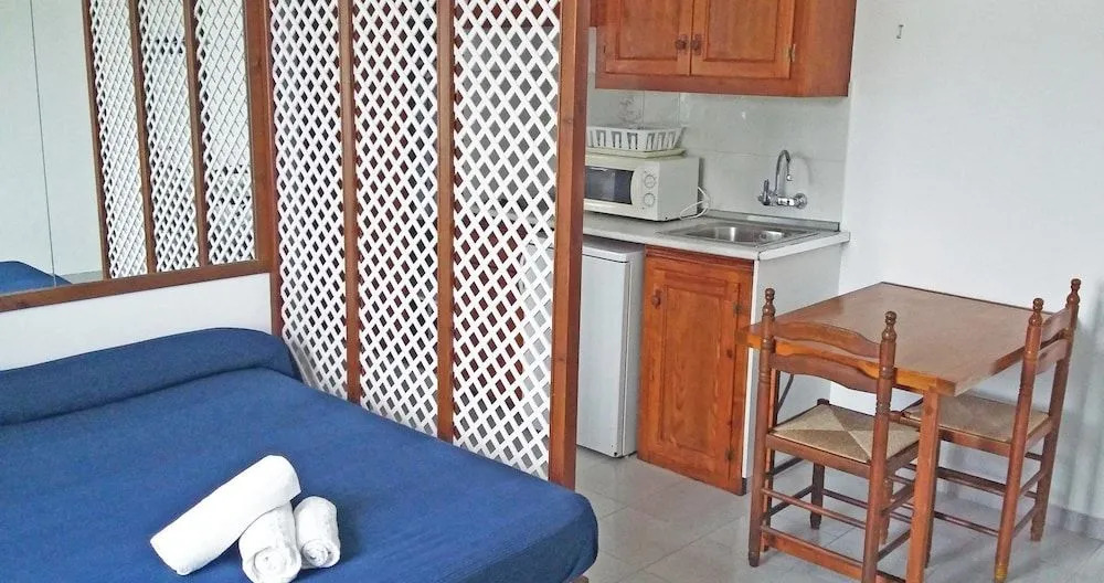 Estel Blanc Apartments - Adults Only
