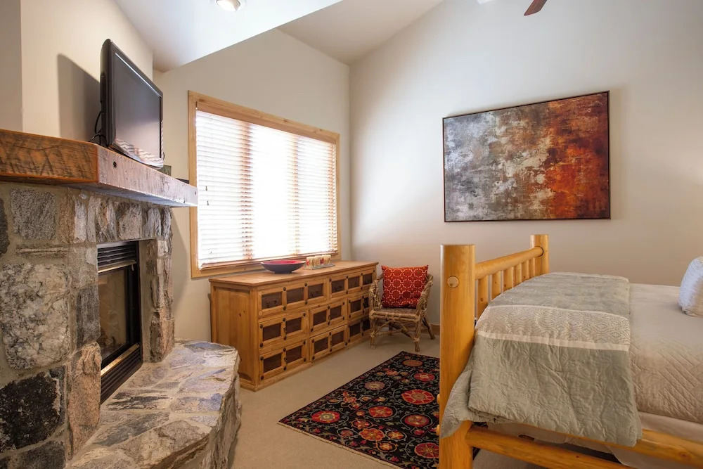 503 - Four Bedroom with Spa Trail's End Lodge 4 Condo