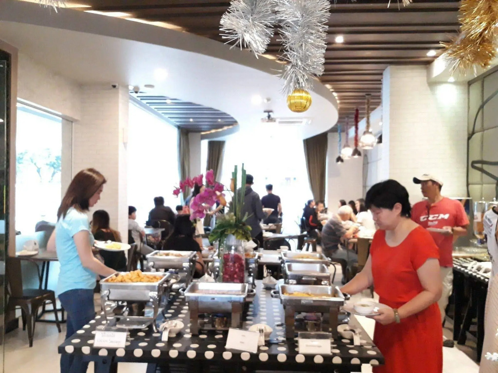 Levana Pattaya Hotel - SHA Extra Plus
