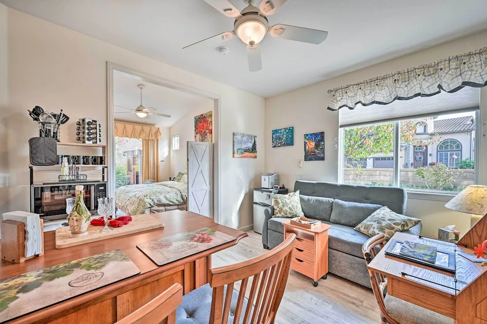 Chula Vista Studio w/ Hot Tub ~ 9 Mi to Downtown