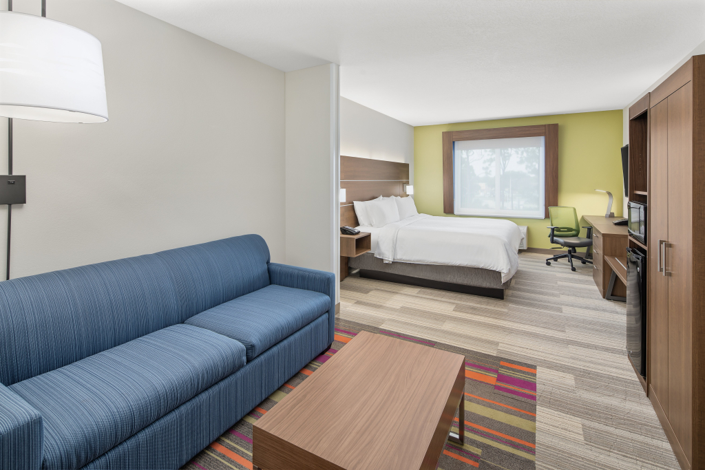 Holiday Inn Express Hotel & Suites Palm Bay by IHG