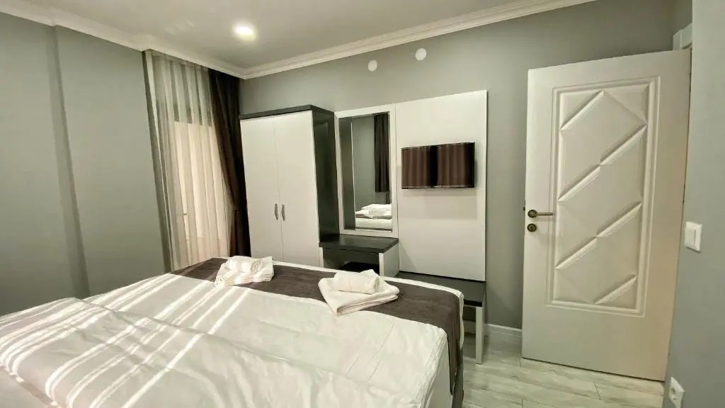 Heaven Suite Hotel