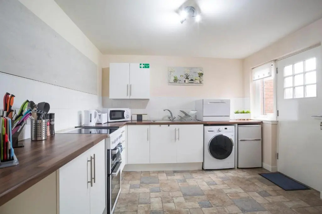 Lomond Serviced Apartments - Emirates